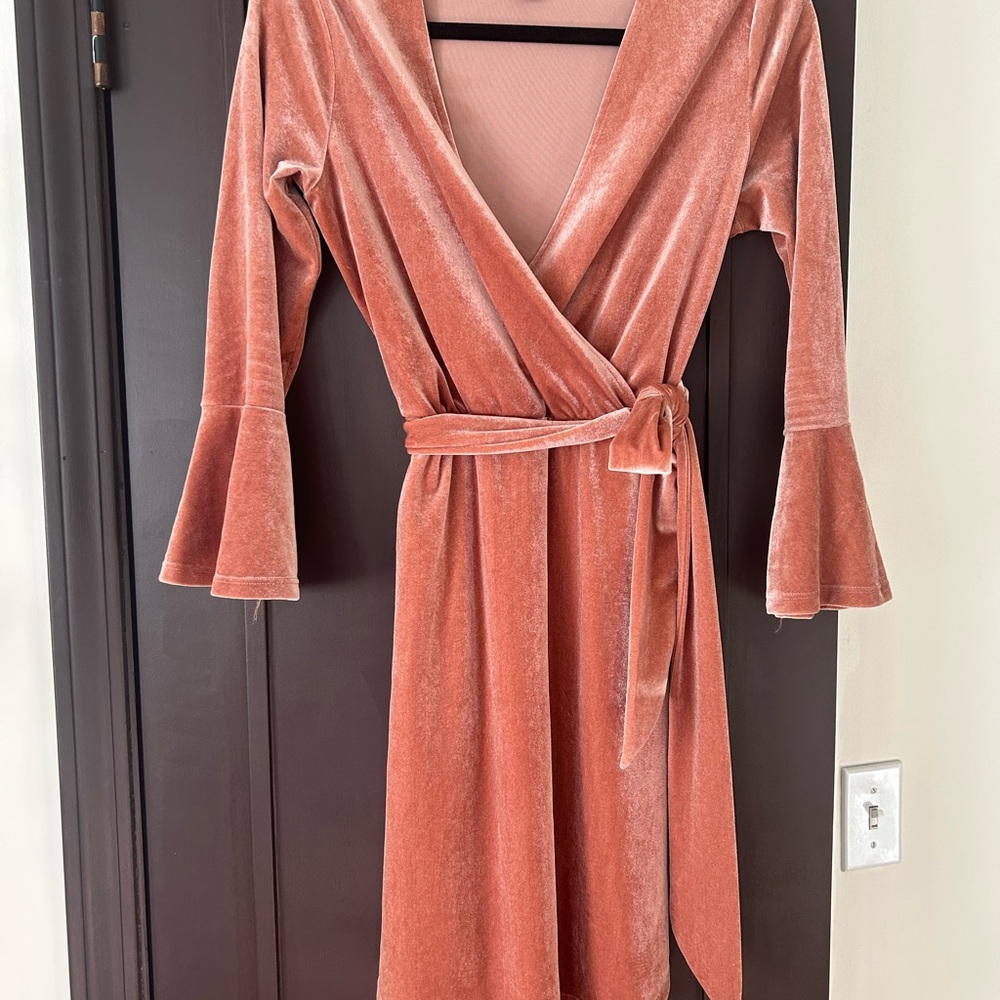 H&M Divided Blush Pink Velvet Wrap Dress